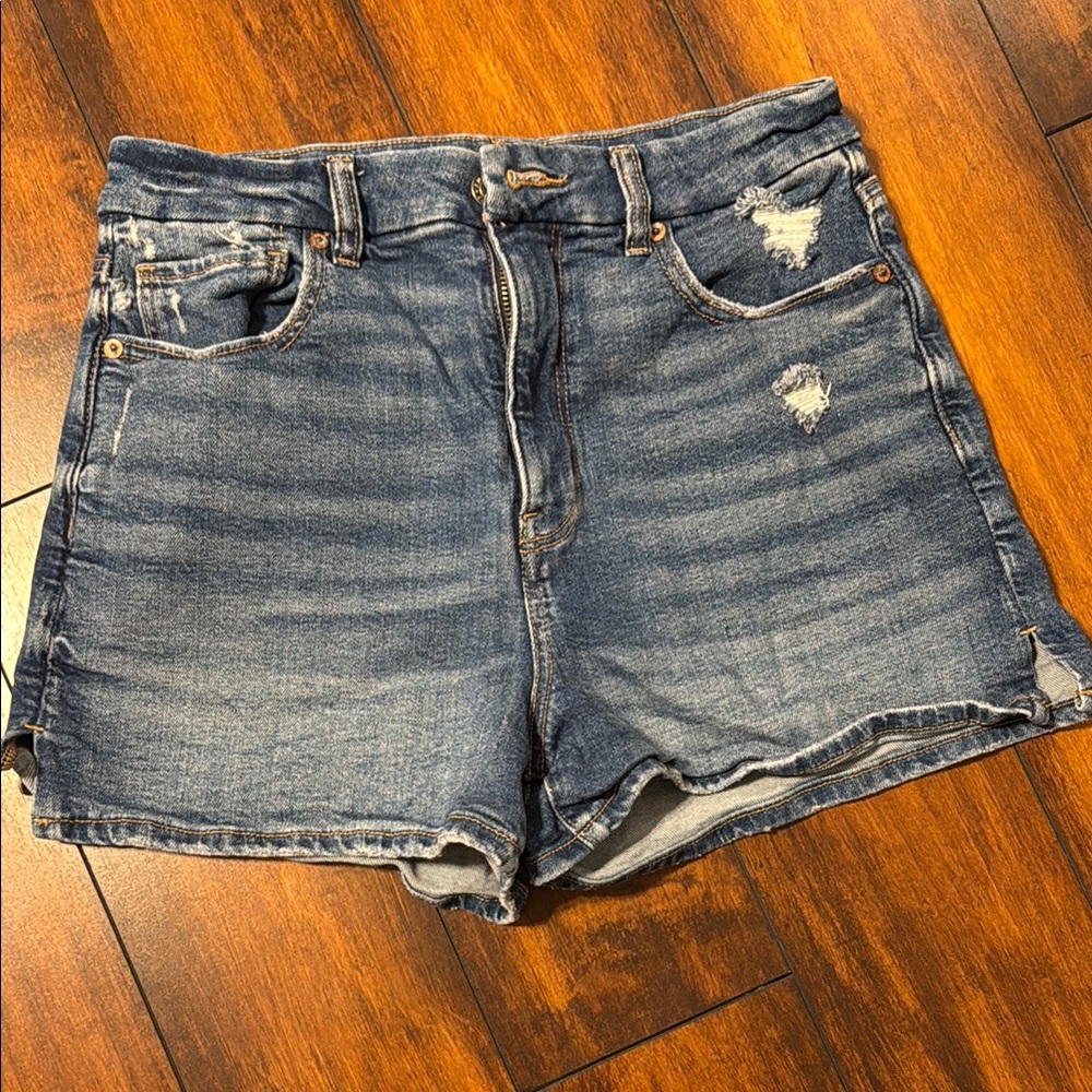 American Eagle Outfitters Blue Jean Shorts Distressed Mid-Thigh
